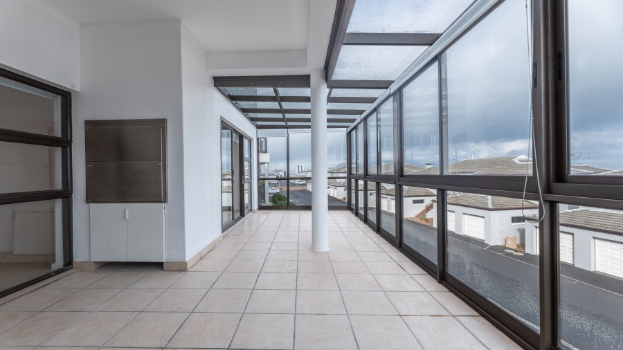 To Let 2 Bedroom Property for Rent in Big Bay Western Cape